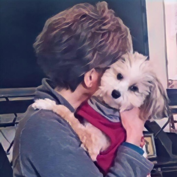 Meet your Posher, Kim - Picture 3 of 16